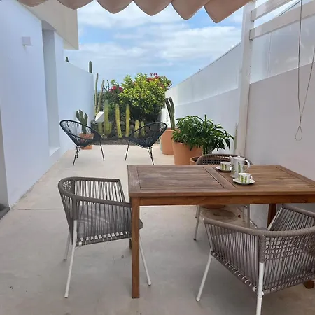 Jurel, Comodo Estudio Junto Al Mar Apartament