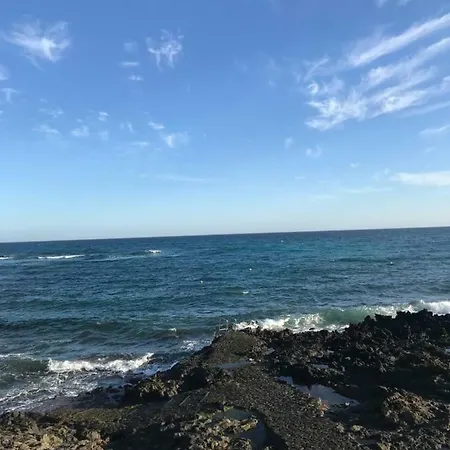 Jurel, Comodo Estudio Junto Al Mar Апартаменты *